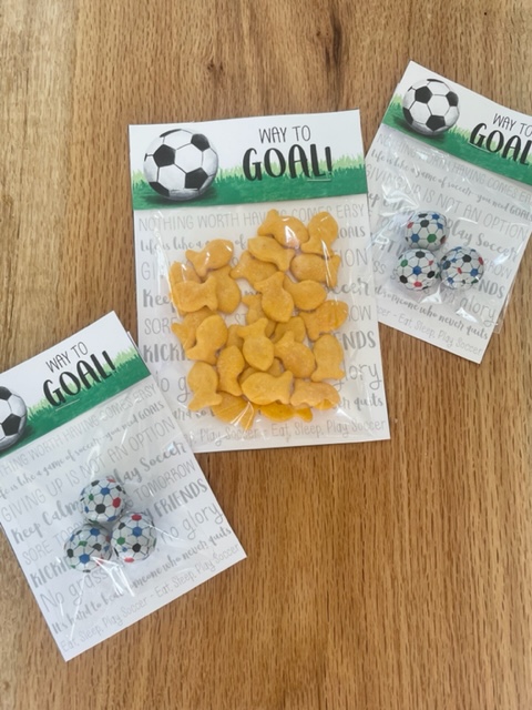 free printable soccer snack tags bag toppers, soccer party ideas, soccer snack ideas
